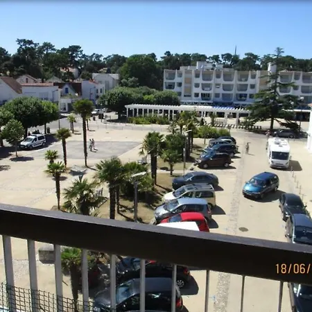 Apartment T1 Grande Terrasse A 1min De La Plage *