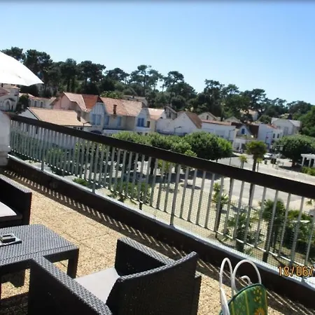Apartment T1 Grande Terrasse A 1min De La Plage *